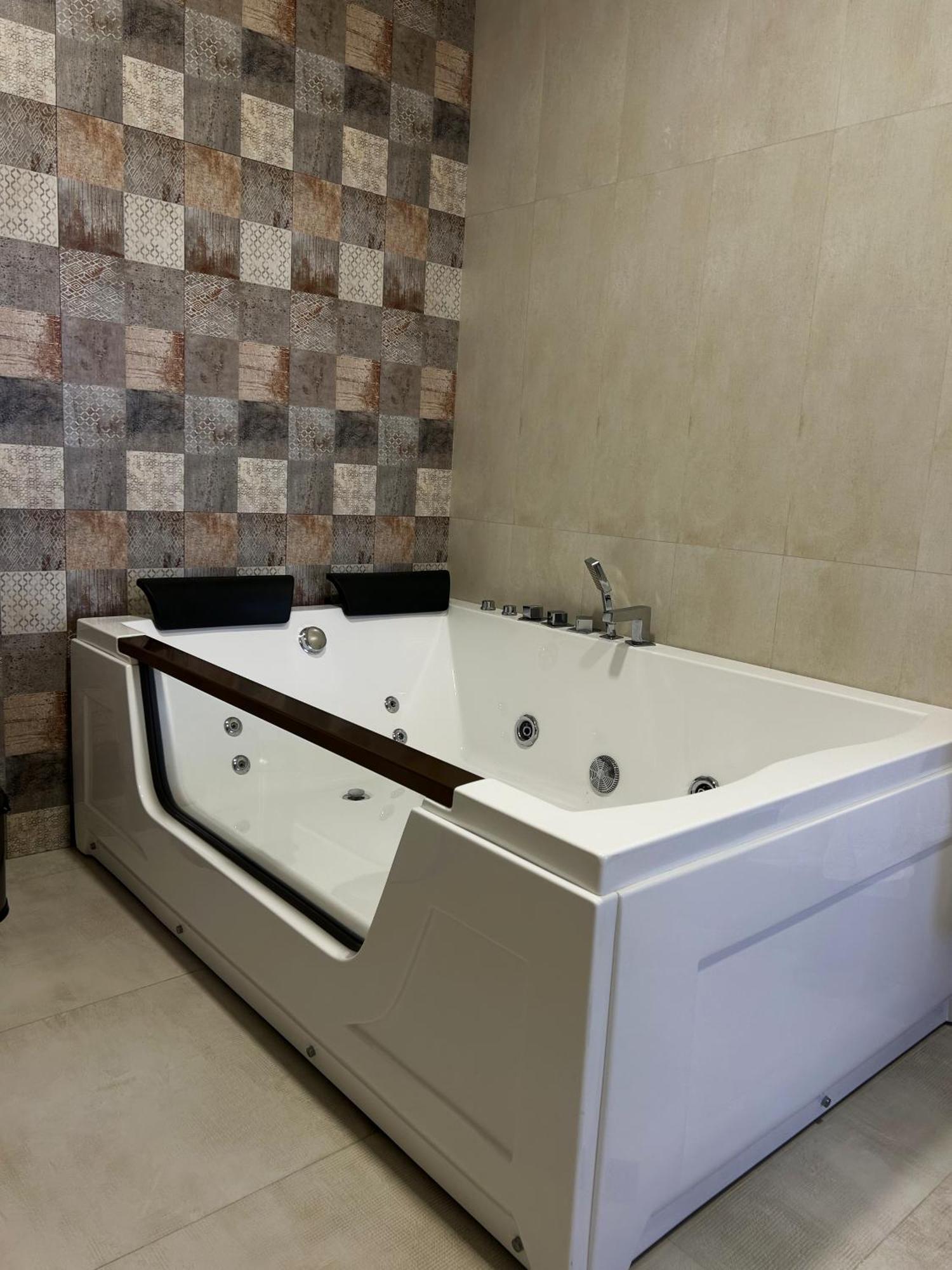 21 Rooms Hotel Guiumri Exterior foto